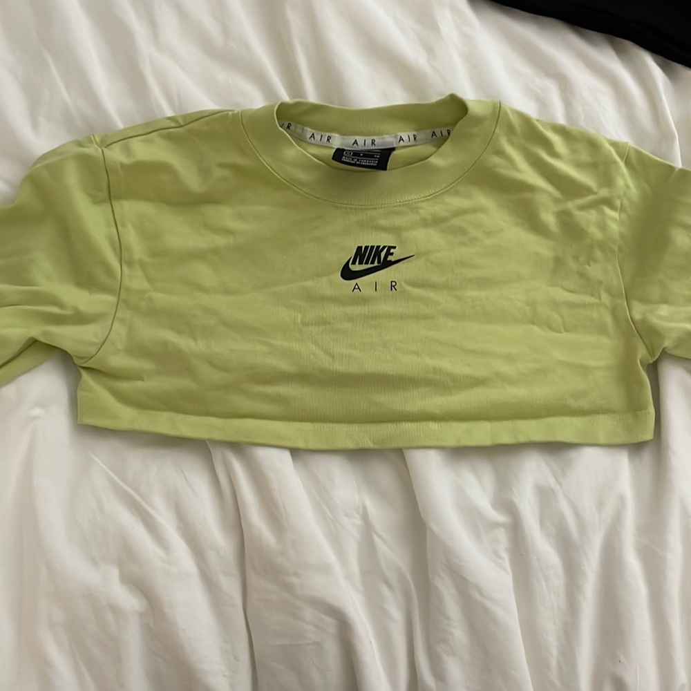 Cropped Nike sweatshirt size small. Worn once.